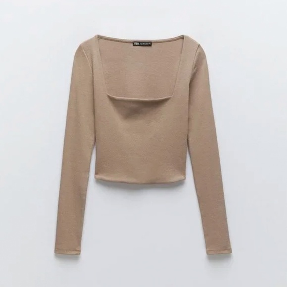 Zara // Squareneck Long Sleeve Ribbed Crop Top in Beige Nude - Picture 3 of 7